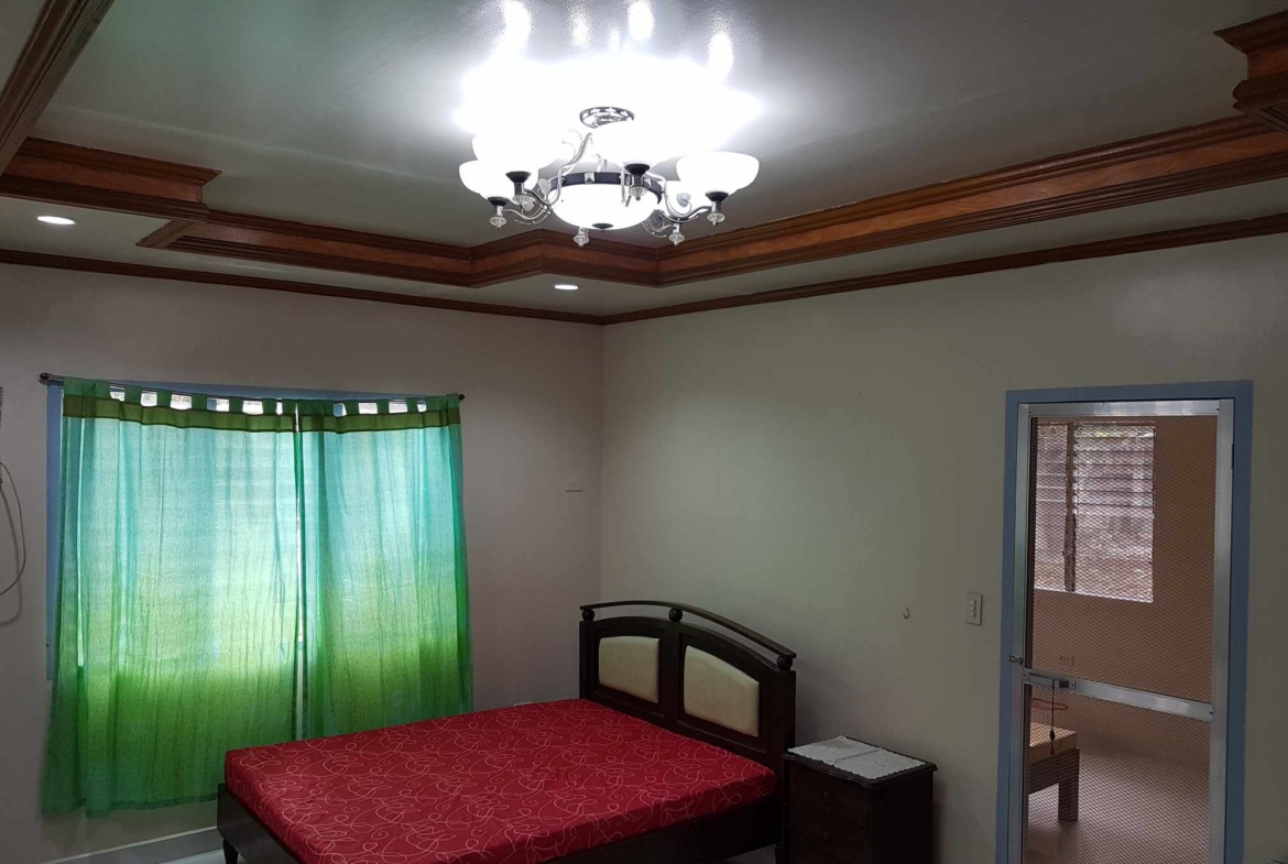 3 Bedrooms House for Rent in Dumaguete