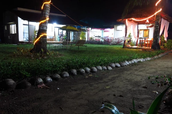 Beach Guesthouse for Sale in Sipalay Negros Oriental (CM-9628)