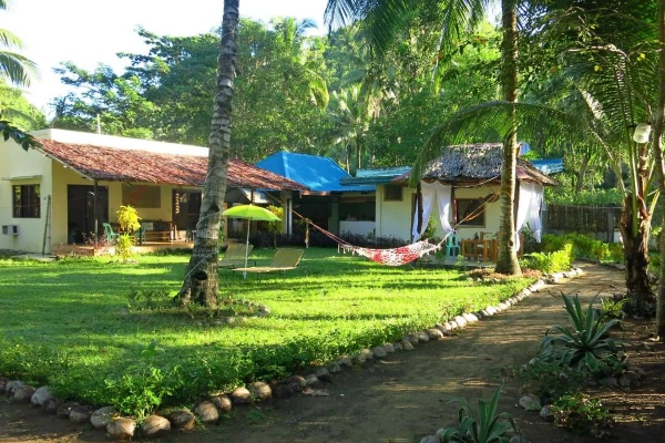 Beach Guesthouse for Sale in Sipalay Negros Oriental (CM-9628)