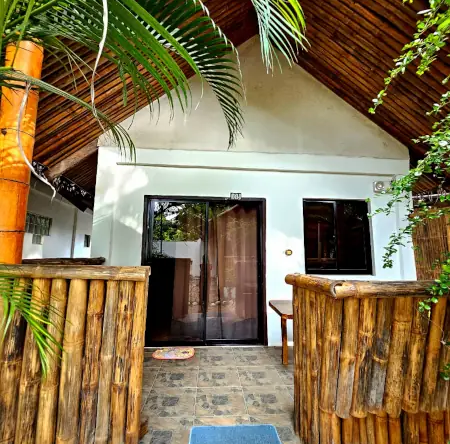 Newly Fully Renovated Beach Resort with Titled Land (BF-7577)